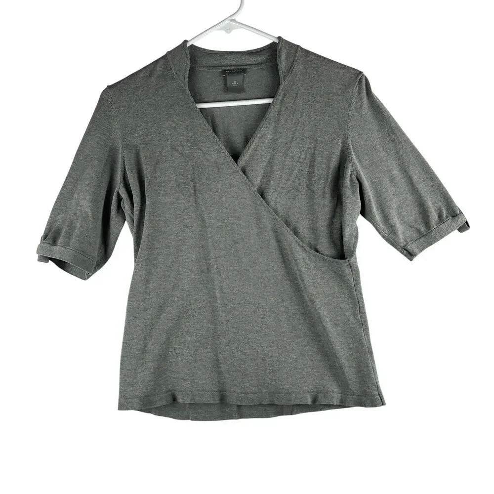 Ann Taylor Crossover Grey Top Women’s Medium Capsule Minimalist Contemporary